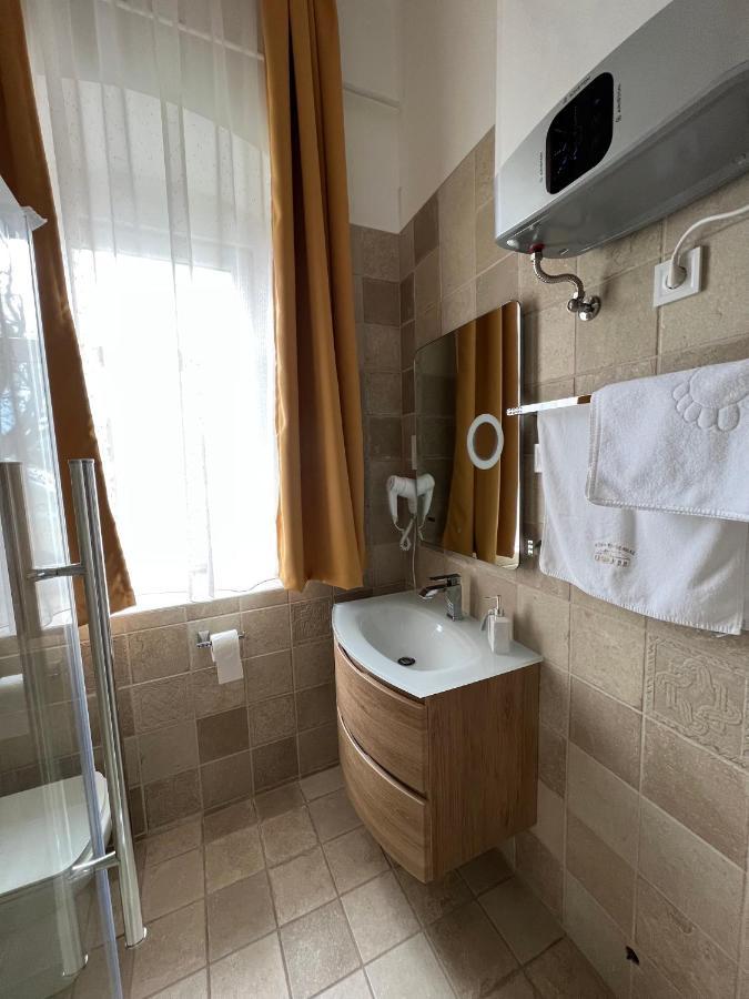 Kuria Vendeghaz Hotell Poroszló Exteriör bild