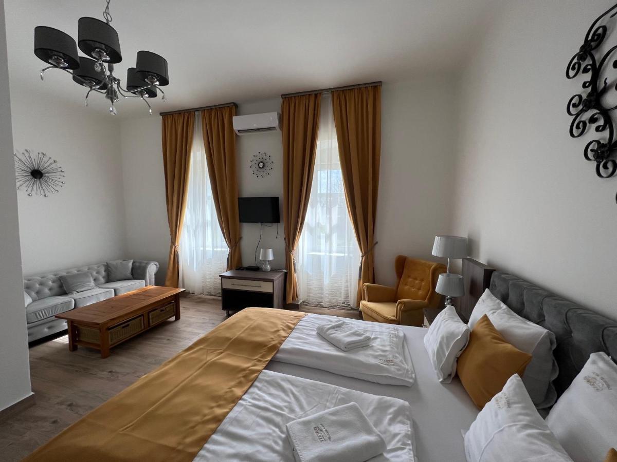 Kuria Vendeghaz Hotell Poroszló Exteriör bild